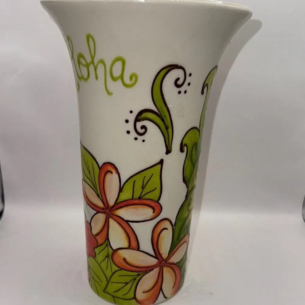 Banana Patch Studio Aloha Floral Hibiscus Vase -